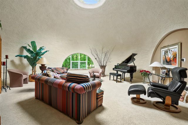 2755 N 9th Street, Kalamazoo, MI 49009