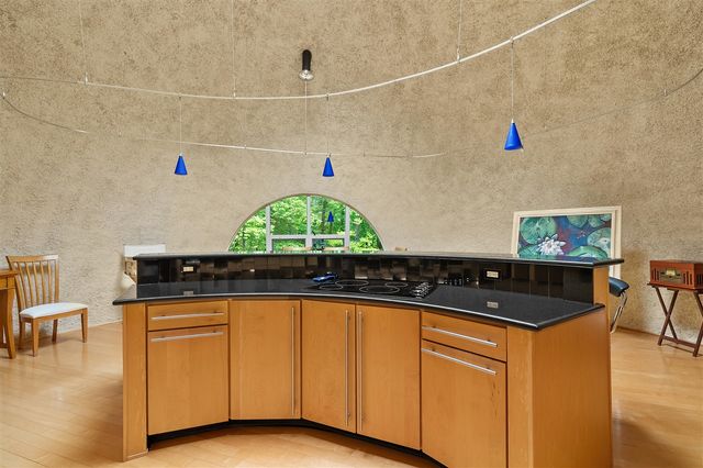 2755 N 9th Street, Kalamazoo, MI 49009