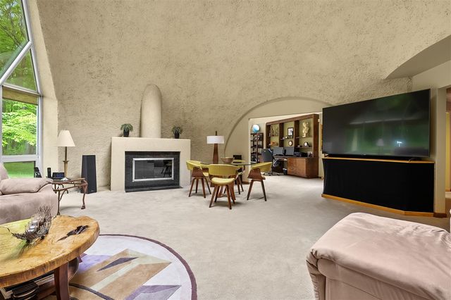 2755 N 9th Street, Kalamazoo, MI 49009