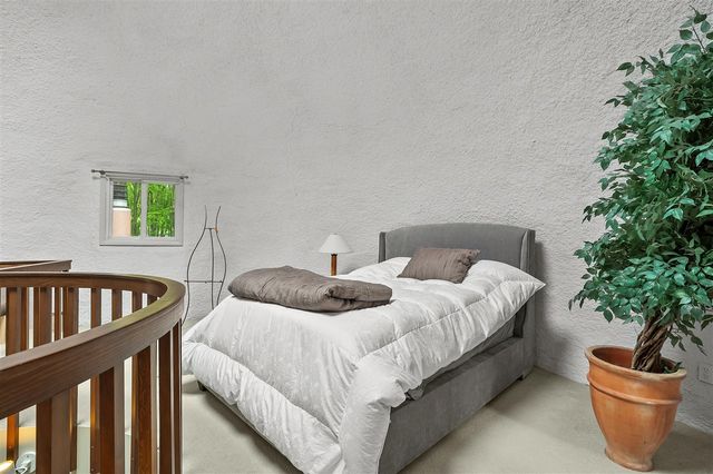 2755 N 9th Street, Kalamazoo, MI 49009