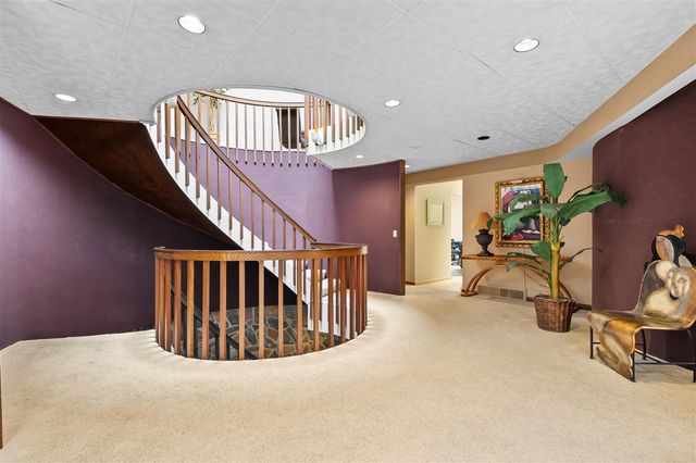 2755 N 9th Street, Kalamazoo, MI 49009