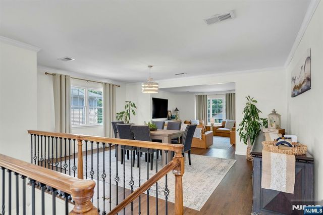69 Thiem Avenue, Rochelle Park, NJ 07662