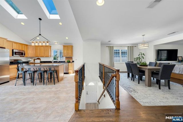 69 Thiem Avenue, Rochelle Park, NJ 07662
