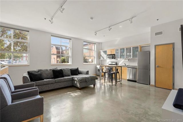 10 Ann Street APT 102, Norwalk, CT 06854