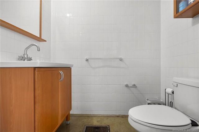 10 Ann Street APT 102, Norwalk, CT 06854