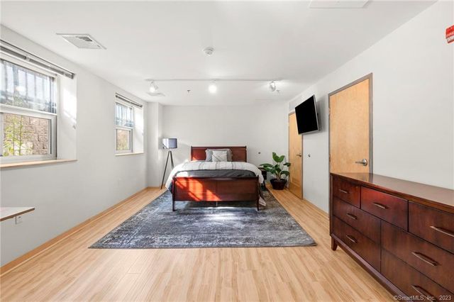 10 Ann Street APT 102, Norwalk, CT 06854