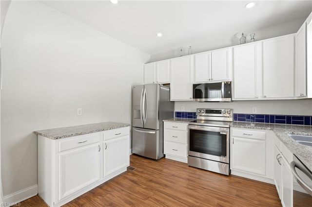 720 Old Gaston Place, Winston-salem, NC 27103