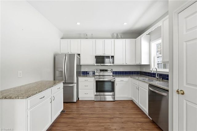 720 Old Gaston Place, Winston-salem, NC 27103