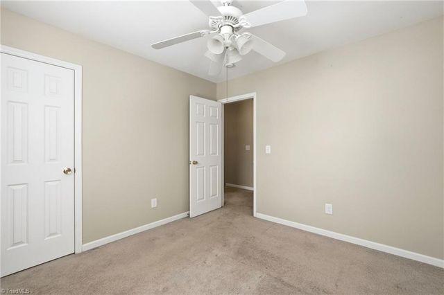 720 Old Gaston Place, Winston-salem, NC 27103