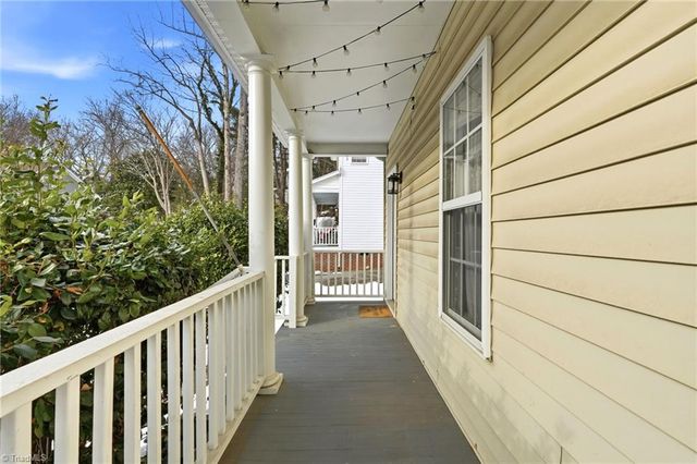 720 Old Gaston Place, Winston-salem, NC 27103