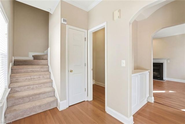 720 Old Gaston Place, Winston-salem, NC 27103