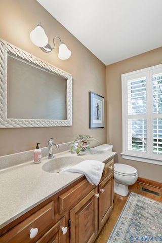 2812 Dalkeith Dr, Henrico, VA 23233