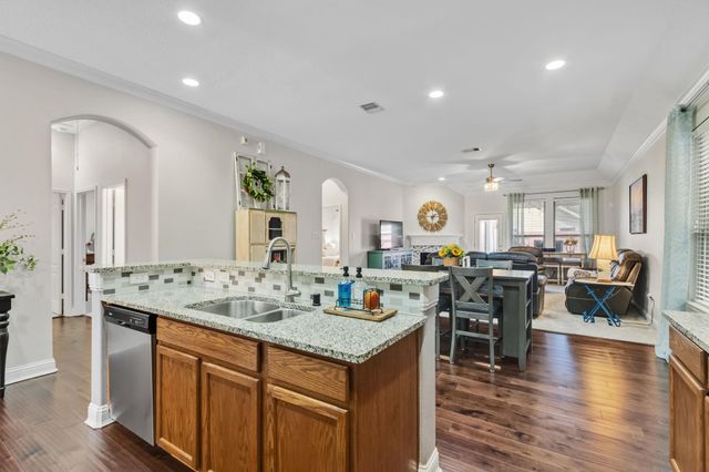 6142 Moran Crest Drive, Spring, TX 77388