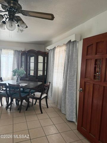 310 N Chama Lane, Nogales, AZ 85621