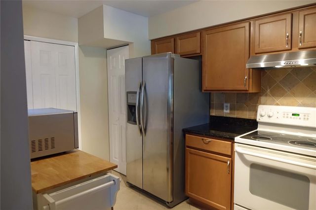 3024 S SEMORAN BOULEVARD 7, Orlando, FL 32822