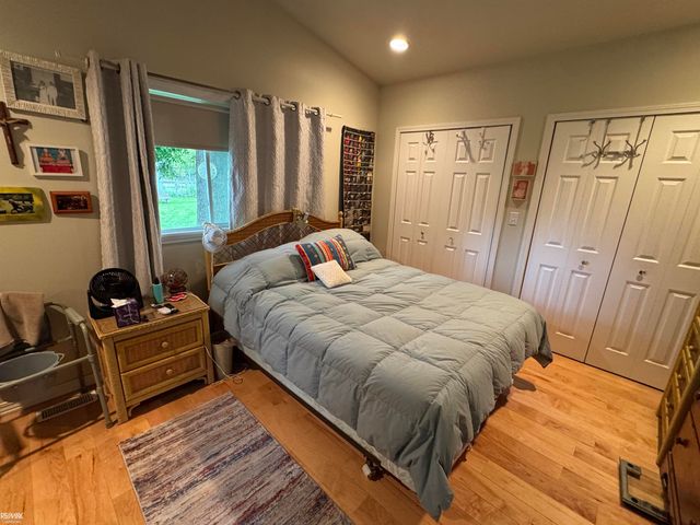 4790 Yankee Road, St Clair, MI 48079