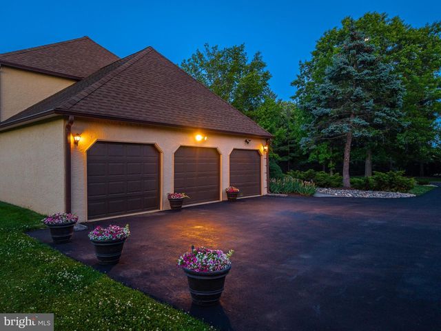 1321 TANGLEWOOD DR, Lower Gwynedd, PA 19454