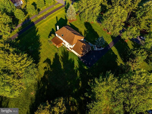 1321 TANGLEWOOD DR, Lower Gwynedd, PA 19454