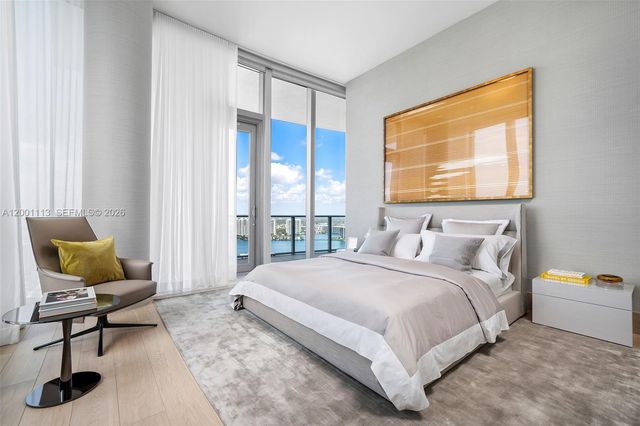 17475 Collins Avenue PH3201, Sunny Isles Beach, FL 33160