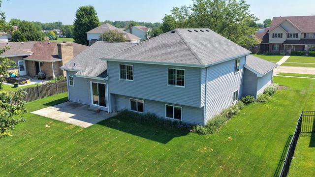 473 Kingston Drive, New Lenox, IL 60451