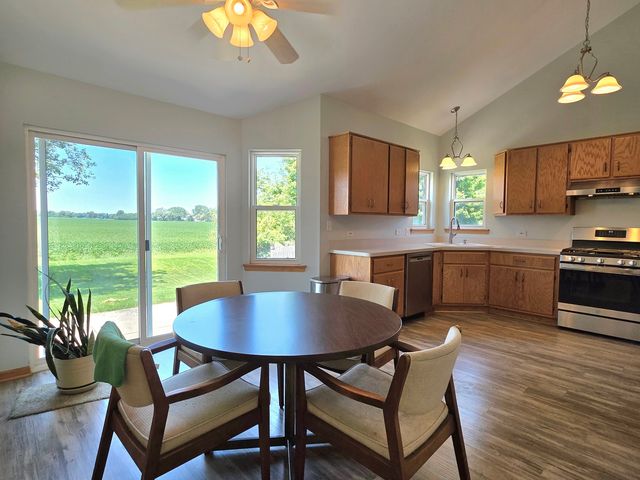 473 Kingston Drive, New Lenox, IL 60451