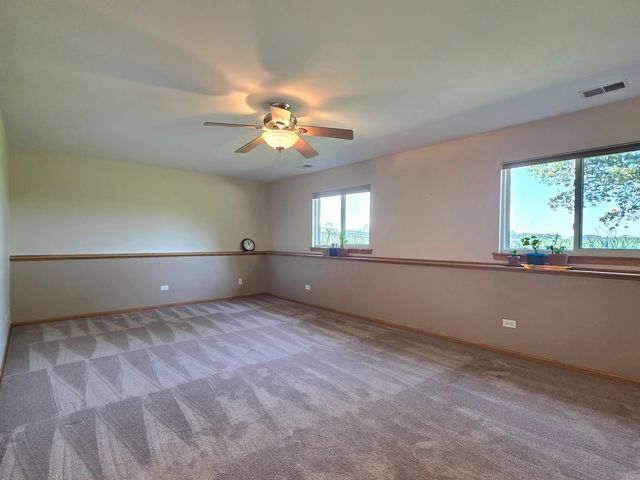 473 Kingston Drive, New Lenox, IL 60451