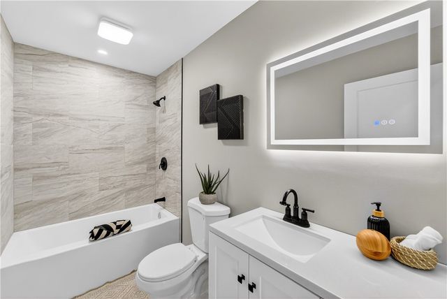 250 Fountain Avenue, Johnston, RI 02919