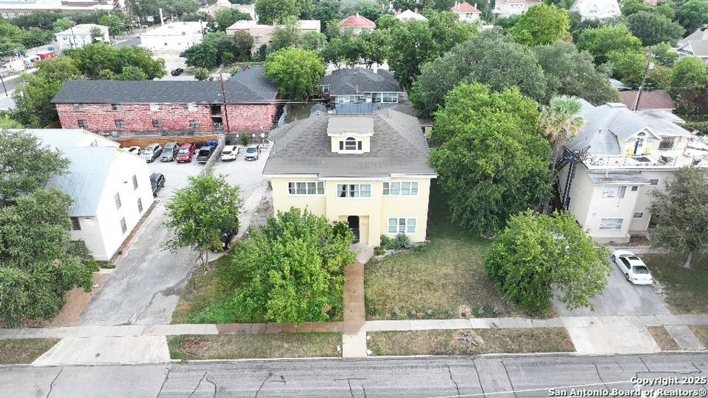 325 W Magnolia Ave, San Antonio, TX 78212