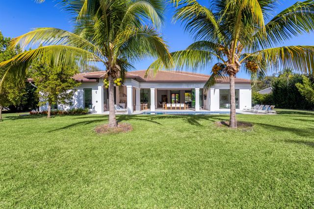 2719 Embassy Drive, West Palm Beach, FL 33401