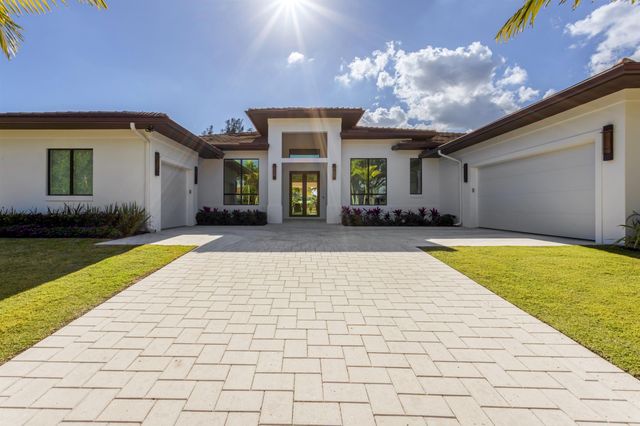 2719 Embassy Drive, West Palm Beach, FL 33401