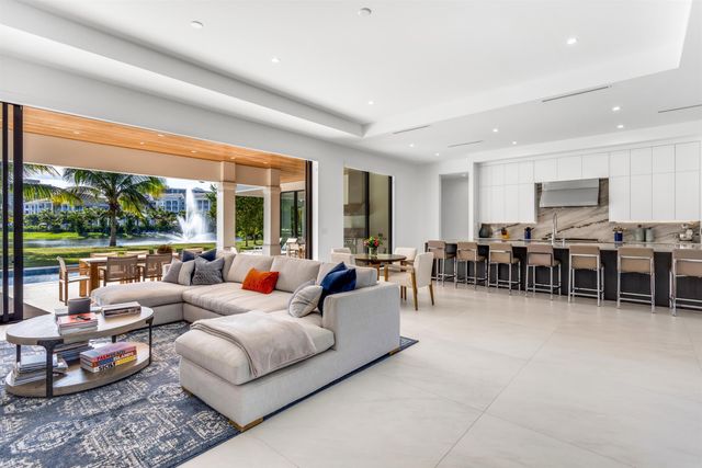 2719 Embassy Drive, West Palm Beach, FL 33401