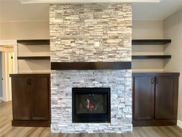 40 S Seven Oaks Road, North Liberty, IA 52317