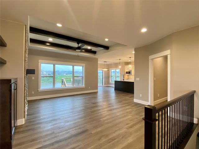 40 S Seven Oaks Road, North Liberty, IA 52317