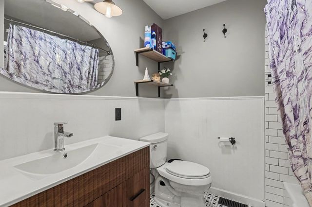 8316 N Genesee Road, Mount Morris, MI 48458