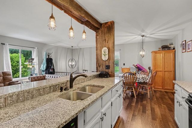 8316 N Genesee Road, Mount Morris, MI 48458