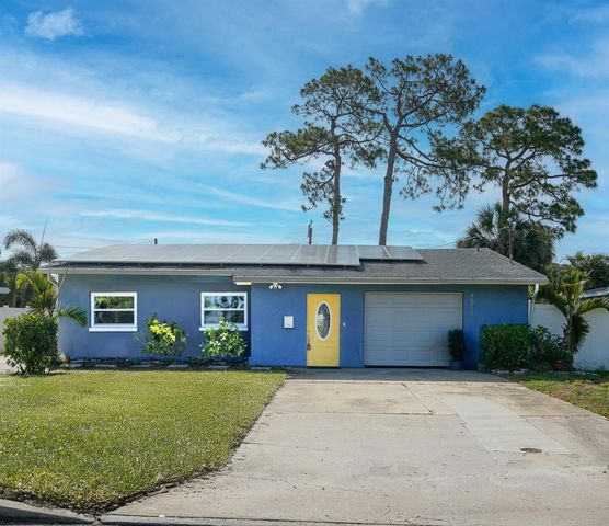 4511 HUNTINGTON STREET NE, St Petersburg, FL 33703