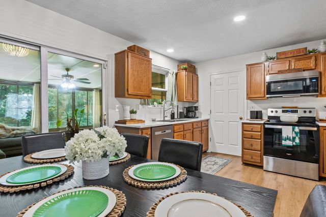 2951 Babbling Brook Way, Burlington, KY 41005