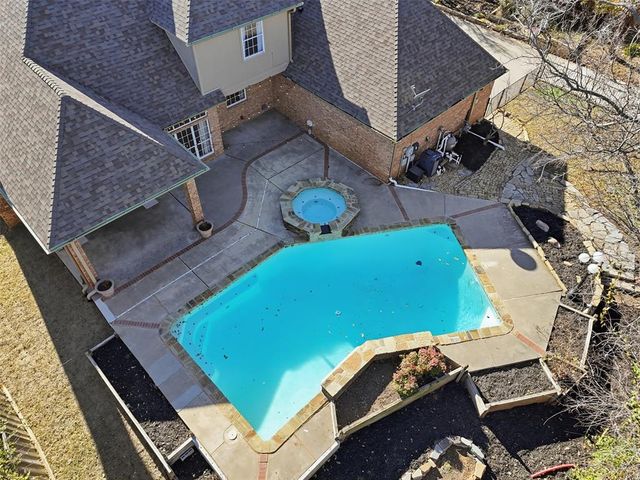 6209 Plum Thicket Road, Oklahoma City, OK 73162