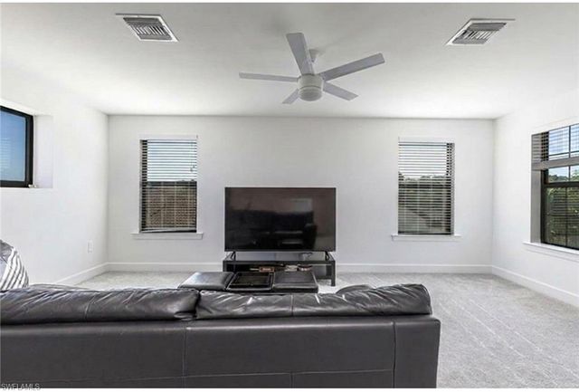 9588 Curlew DR S, Naples, FL 34120