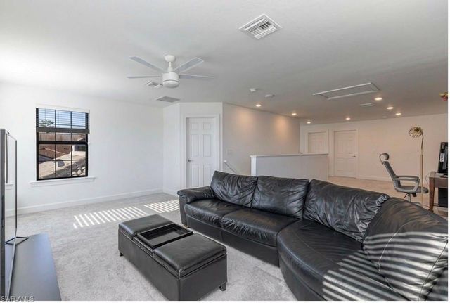 9588 Curlew DR S, Naples, FL 34120