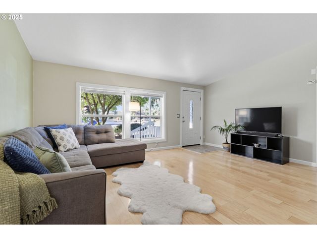 14719 Ne 85TH Cir, Vancouver, WA 98682