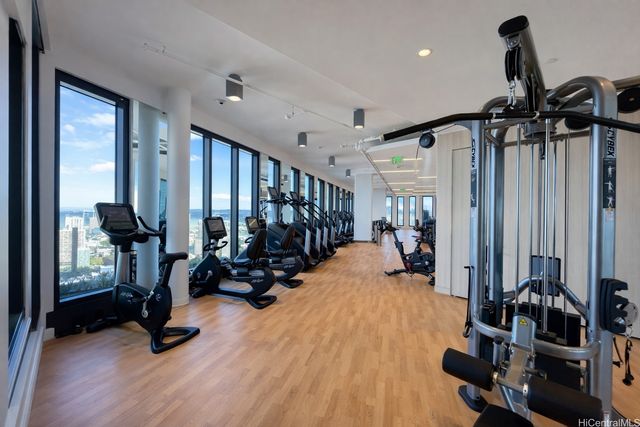 987 Queen Street 1316, Honolulu, HI 96814
