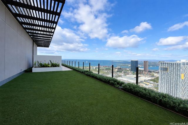 987 Queen Street 1316, Honolulu, HI 96814