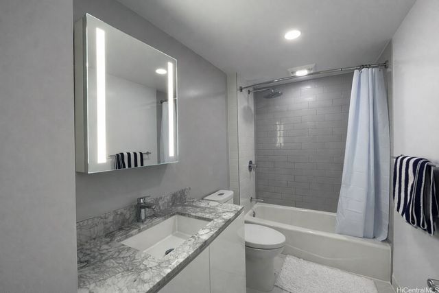 987 Queen Street 1316, Honolulu, HI 96814