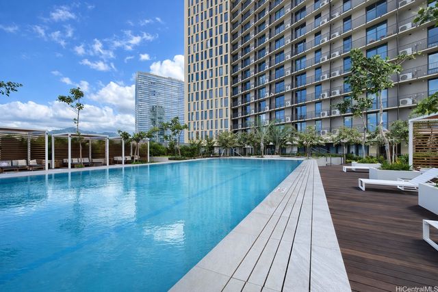 987 Queen Street 1316, Honolulu, HI 96814