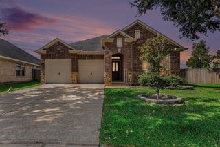 405 Abbey Ln, League City, TX 77573