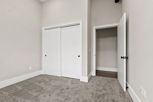 409 Main St 2A, Fitchburg, MA 01420