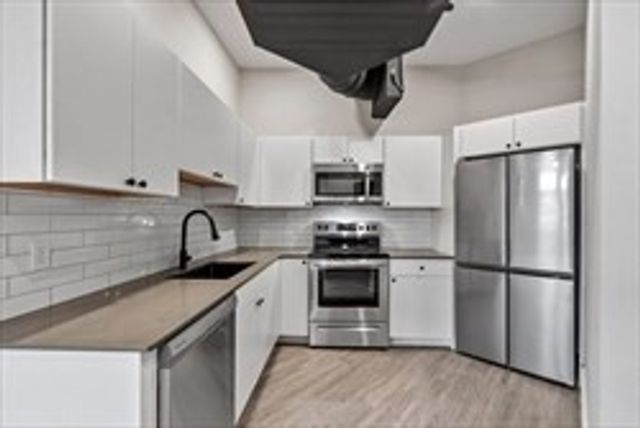 409 Main St 2A, Fitchburg, MA 01420