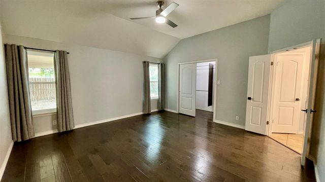 2605 Oakwood Glen DR, Cedar Park, TX 78613