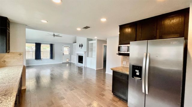 2605 Oakwood Glen DR, Cedar Park, TX 78613